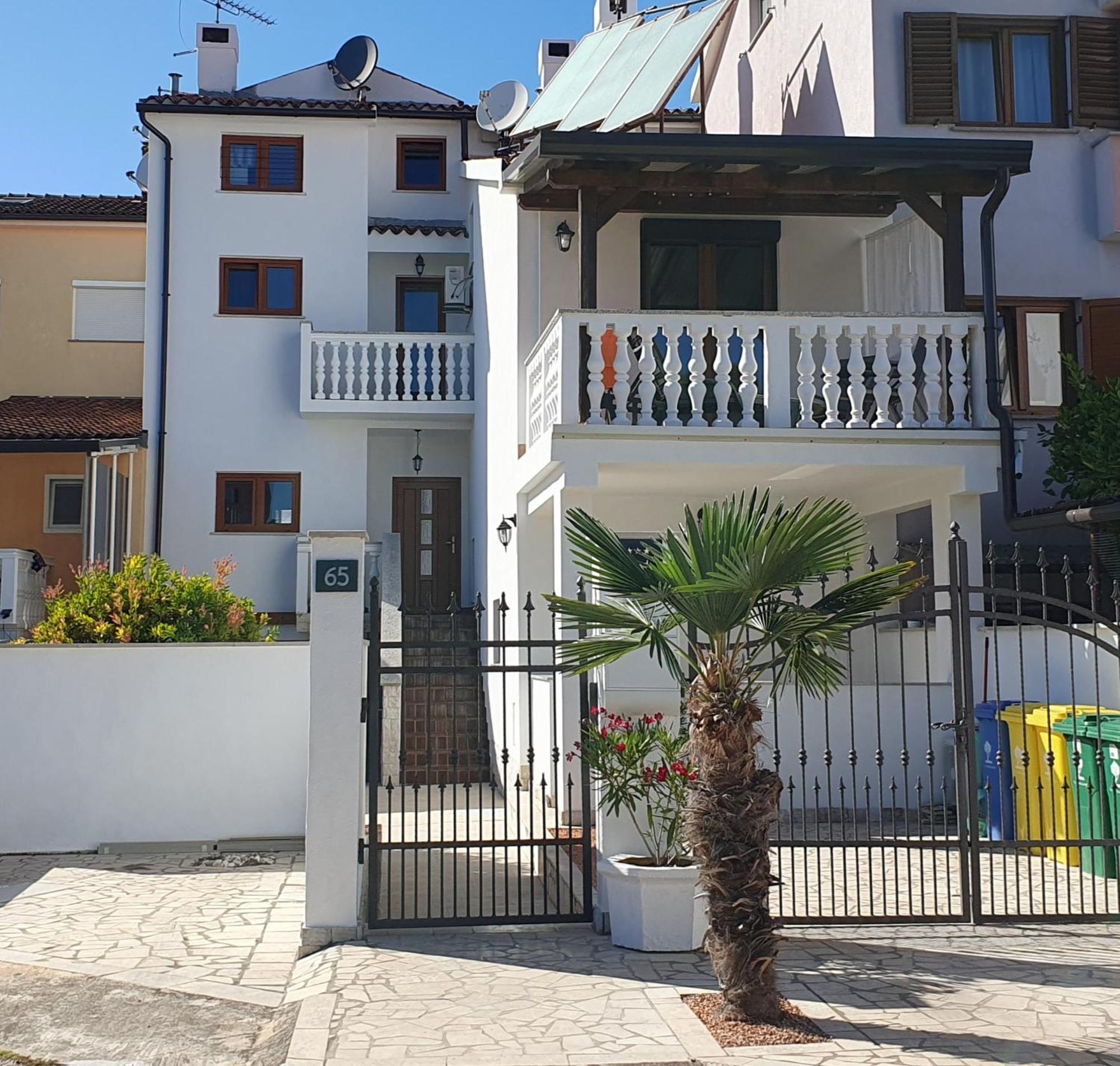 Apartments Dejana Štinjan Zewnętrze zdjęcie